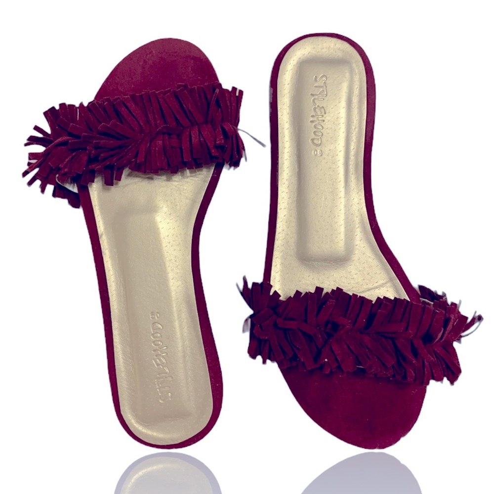 Burgundy Slide sandals 📌 NO OFFERS FOR FREE SHIPPING 📌